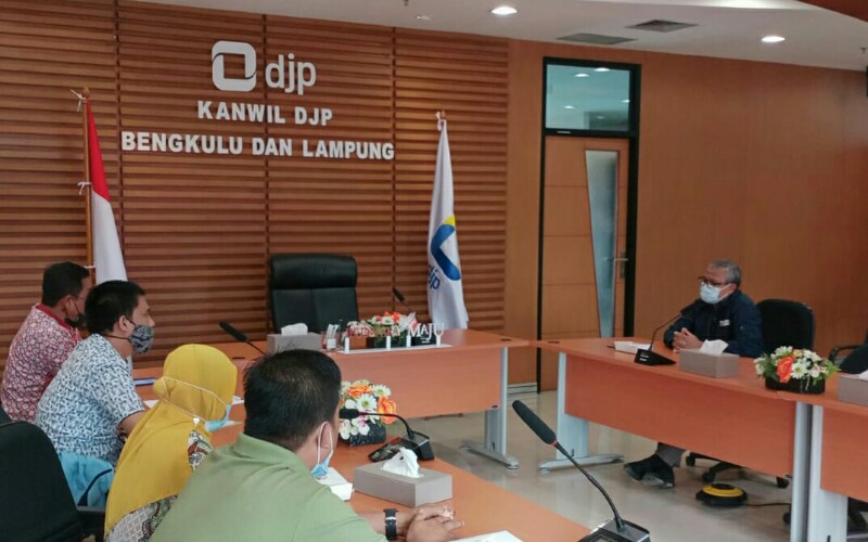  Kunjungi Dirjen Pajak, Dosen Ekonomi Syariah UM Lampung Ajak Sinergi Bela UMKM