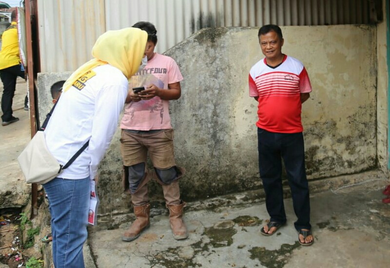  Kampanye Simpatik, Pitka Menoza Luluhkan Hati Warga Hingga Aparatur Kelurahan