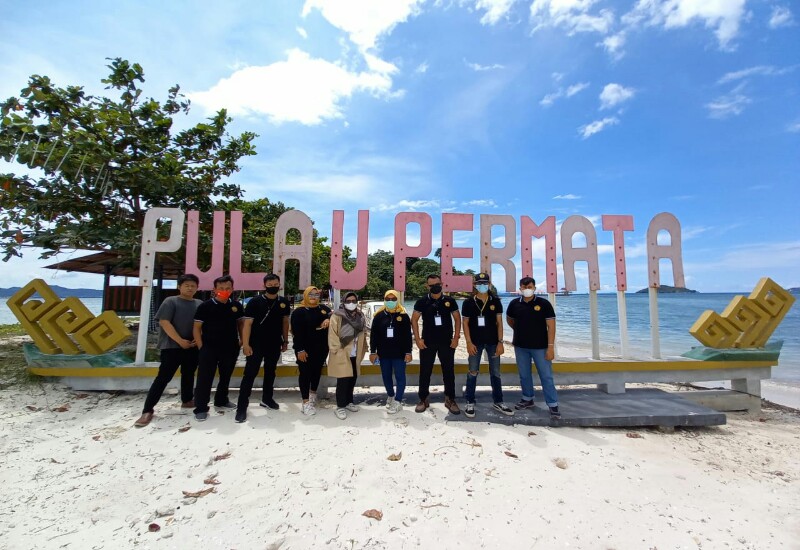  Mahasiswa KKN Kelompok 2 Universitas Saburai Dorong Ekowisata di Pulau Permata