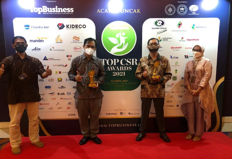  PGN Raih Penghargaan Top CSR