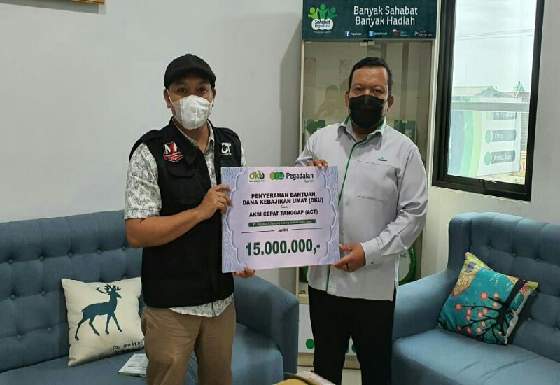  Pegadaian Syariah Lampung Salurkan Bantuan Majene dan Ramadan ke ACT Lampung