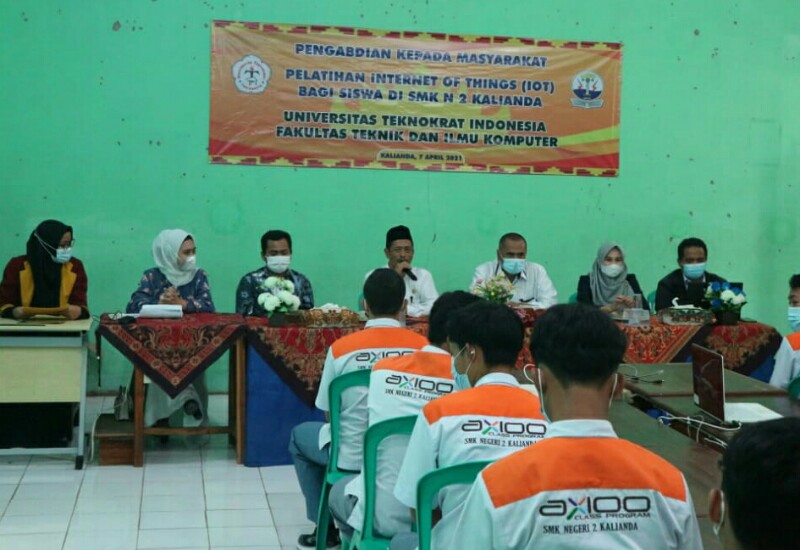  Universitas Terbaik di Lampung Teknokrat PKM di SMKN 2 Kalianda