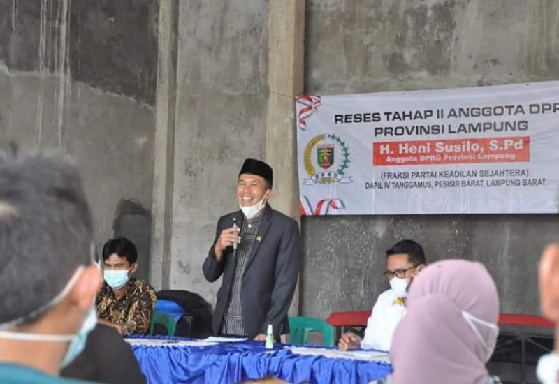  Anggota DPRD Lampung Heni Susilo Reses di Pekon Gisting Atas