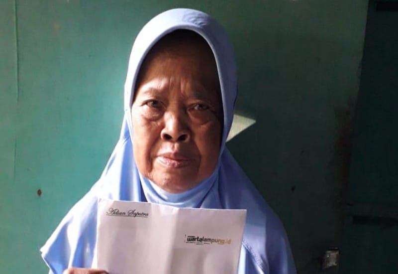  Puasa Duafa: Nenek Tunah Penyandang Disabilitas Sebatang Kara di Kedaung Kemiling Syukur Punya Tetangga Peduli dan Dermawan
