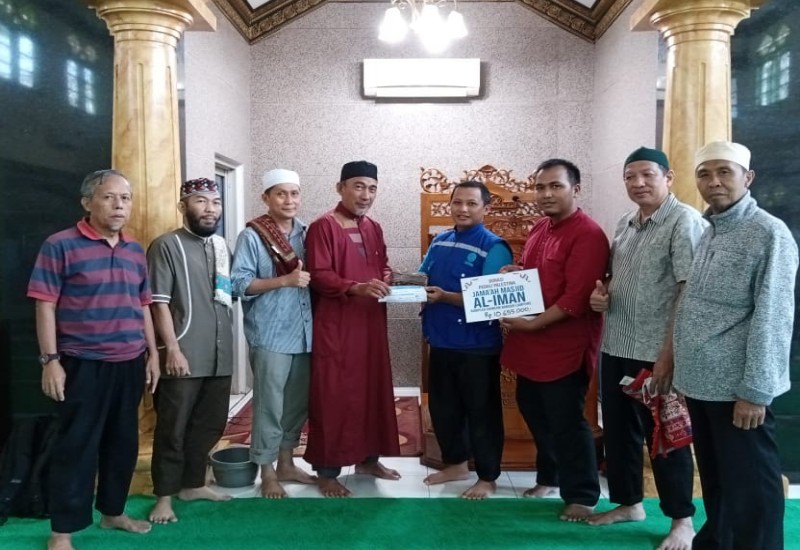  Jamaah Masjid Al Iman Kompleks Hankam Donasikan Rp10 Juta Lebih untuk Palestina Melalui LAZDAI