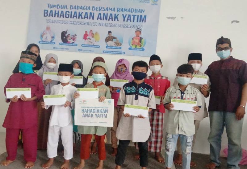  LAZDAI Lampung Santuni 120 Anak Yatim