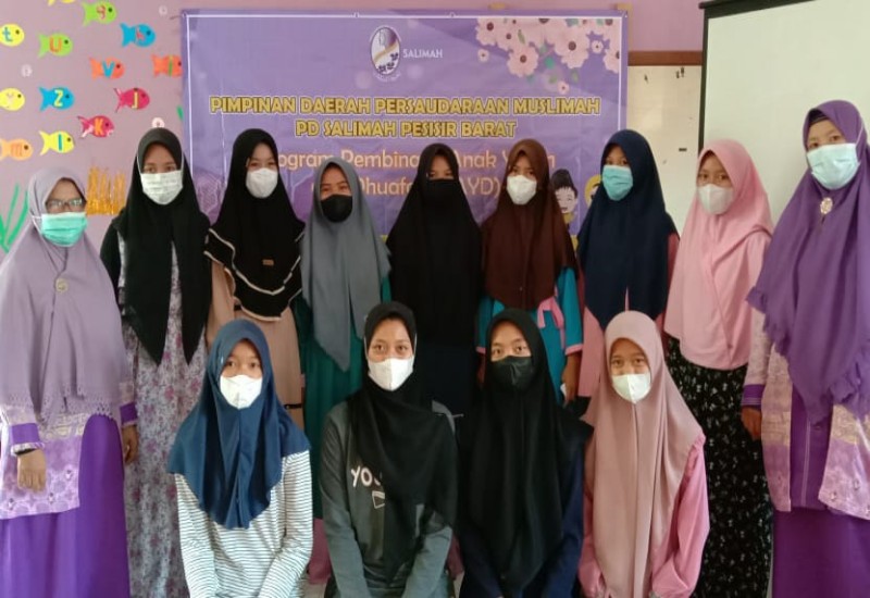  Salimah Pesisir Barat Helat Sanlat dan Ramadan Berbagi