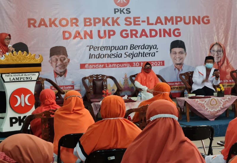  Perempuan PKS Lampung Klaim Punya Kapasitas Jadi Wakil Rakyat di Parlemen