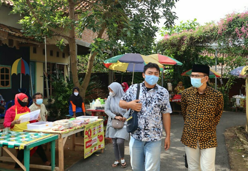  Ade Utami Ibnu Kirim Kader Penggerak Desa Ke Pusat Studi Desa Pasar Yosomulyo Pelangi