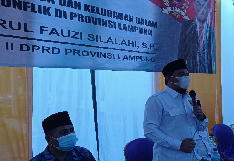  Ketua Komisi II DPRD Lampung Minta Semua Calon Kepala Desa Sukamaju Kecamatan Way Sulan Berkompetisi dengan Sehat
