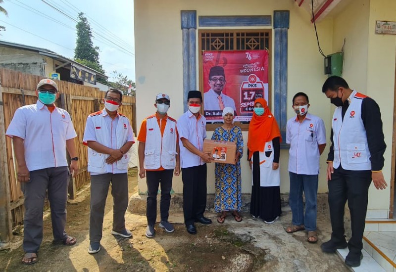  PKS Lampung Salurkan 17 Ribu Paket Bantuan dari Salim Segaf Al Jufri