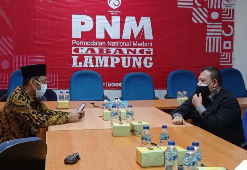  Disambangi Senator Abdul Hakim, Kepala Cabang PNM Lampung Deden Yoga Nugraha Paparkan Perkembangan Nasabah