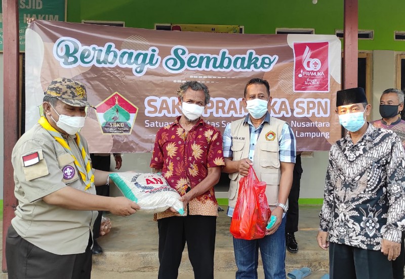  Sako SPN Lampung Salurkan Bantuan untuk Warga Terdampak Pandemi