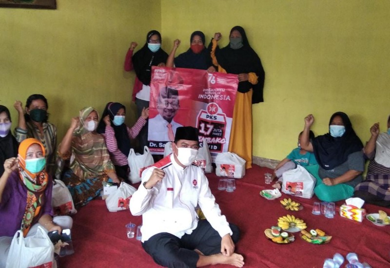  Aep Saripudin Bagikan 170 Paket Sembako Titipan Capres PKS Salim Segaf Al Jufri