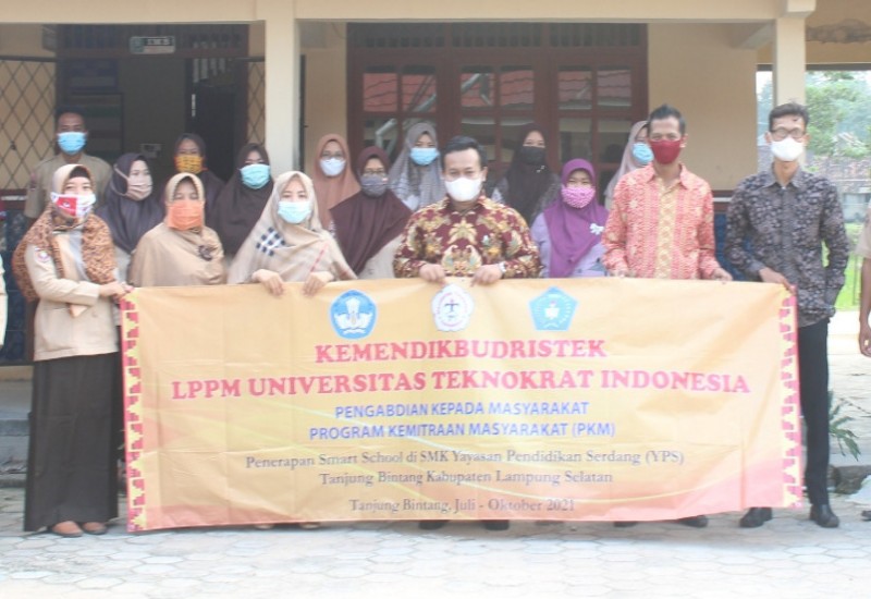 Universitas Terbaik I Se-Sumbagsel Teknokrat Terapkan Smart School di SMK YP Serdang Tanjung Bintang