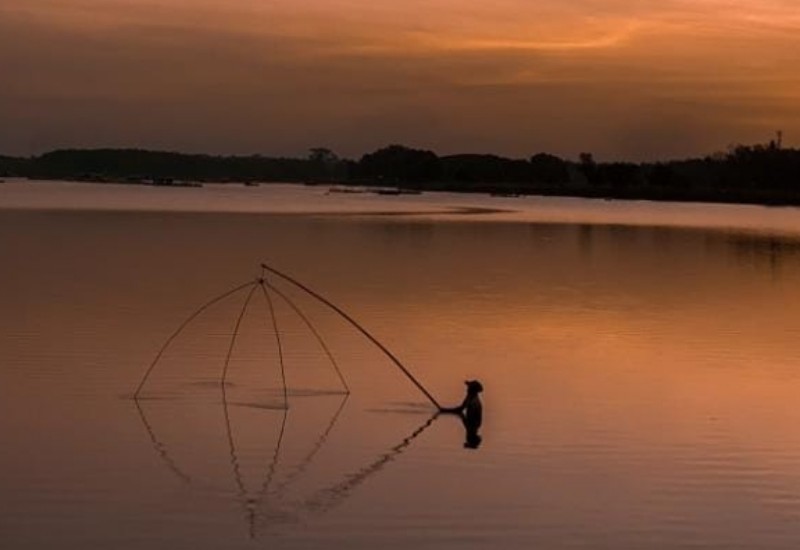  Tirta Gangga di Seputih Banyak Lampung Tengah, Danau Buatan dengan Patung dan Pura di Tengahnya