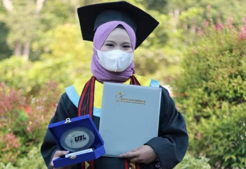  Siti Karimatul Lutfi, Mahasiswi UBL Berprestasi Juga Pengusaha Muda Bumbu Dapur SF Food Premix