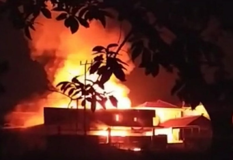  Toko Sembako di Jatibaru Tanjungbintang Terbakar
