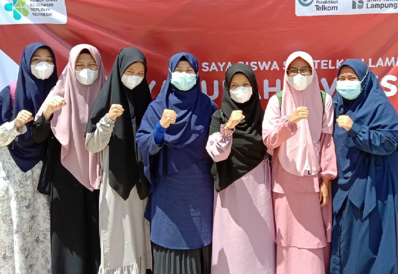  Siswa SMK Telkom Lampung Gadingrejo Ikuti Vaksinasi
