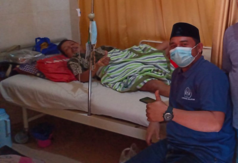  Besuk Sahabat Sakit, Ini Cara Wahrul Fauzi Maknai Kesehatan