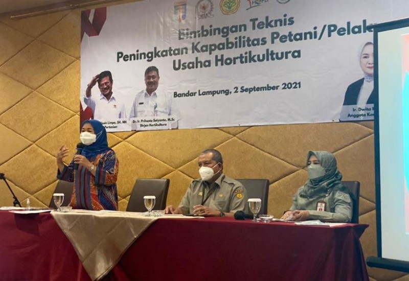  Dwita Ria Gunadi Isi Bimtek, Petani Bakal Terima Bibit Durian King