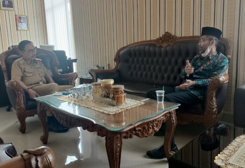  Disambangi Abdul Hakim, Samsurizal Minta Dukungan Dapat Slot di Fitur Smart Village untuk Koperasi dan UMKM