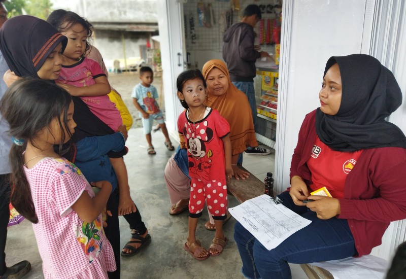  Indosat Ooredoo Bagikan Paket Kuota di Kecamatan Wonosobo Tanggamus