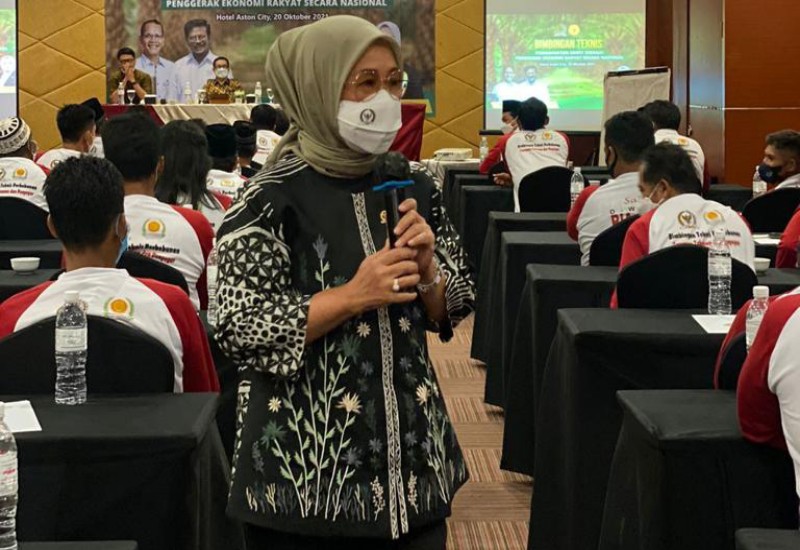  Dwita Ria Gunadi Ingin Optimalkan Potensi Sawit