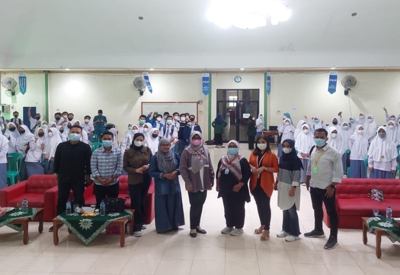  Literasi Digital Gelar Nonton Bareng