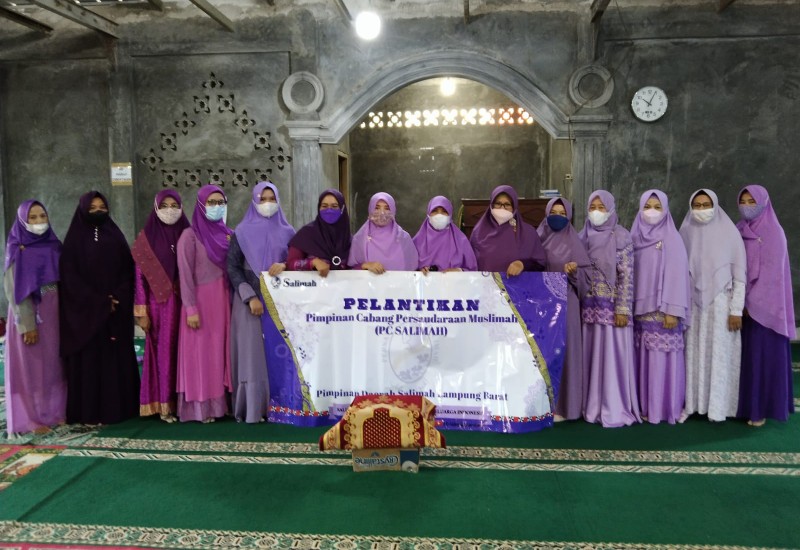  Salimah Lampung Barat Lantik Pengurus Kecamatan Balikbukit dan Batubrak
