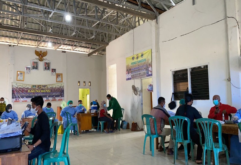 Warga Way Seputih Lampung Tengah Antusias Ikuti Vaksinasi
