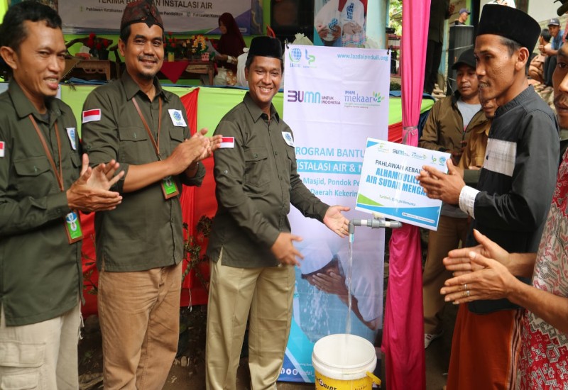  Yusuf Effendi Resmikan Sarana Air Bersih Inisiasi LAZDAI Lampung di Ponpes Mabdaul Ulum Teluk Pandan Pesawaran