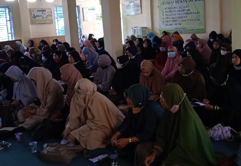  Muslimat Dewan Dakwah Lampung Ajak Kaum Ibu Cinta Alquran