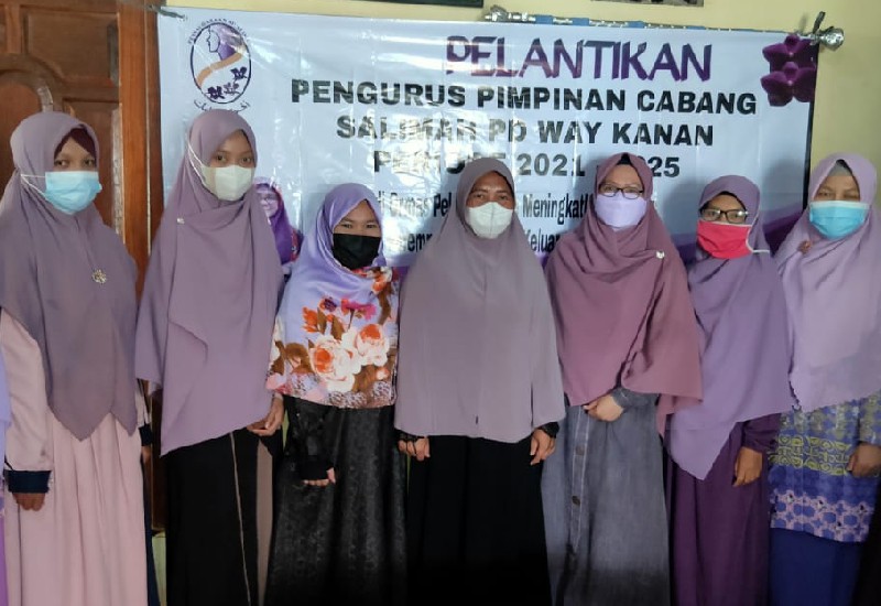  Sembilan Pengurus Cabang Salimah di Way Kanan Dikukuhkan