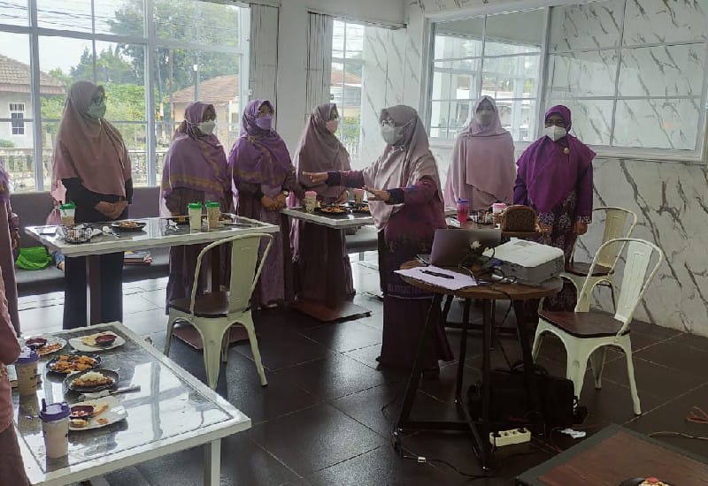  Pimpinan Wilayah Salimah Lampung Tingkatkan Kapasitas Pengurus