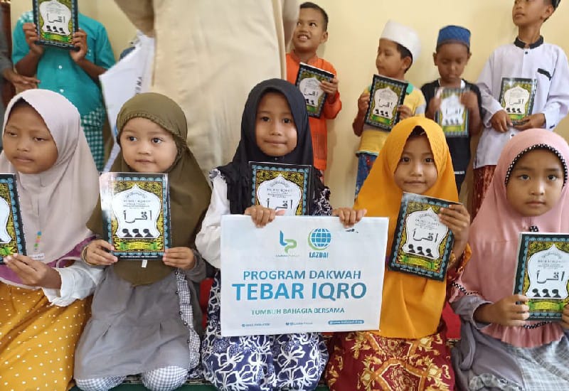  LAZDAI Lampung Distribusikan Alquran dan Iqro ke TPA Al Amin Tanjung Bintang