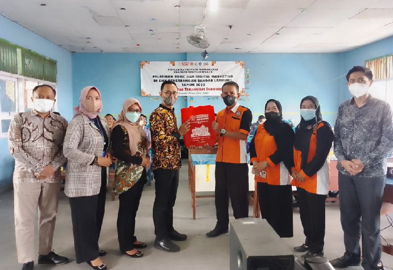  PTS Terbaik ASEAN Universitas Teknokrat Indonesia Lanjutkan Program Pengabdian kepada Masyarakat di SMK Penerbangan