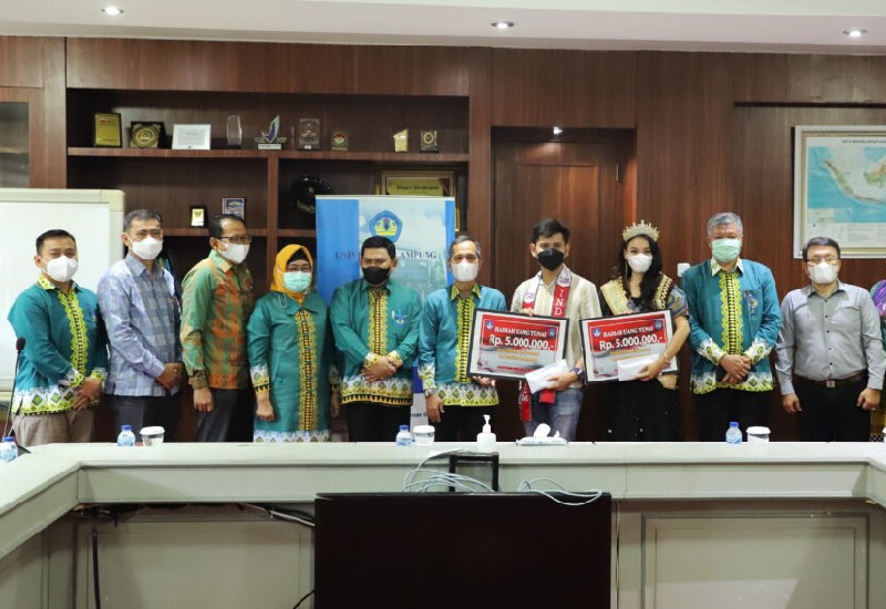  Rektor Karomani Apresiasi Mahasiswa Unila Jadi Mr dan Miss Grand Tourism Indonesia 2022