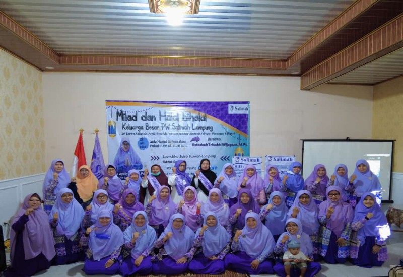  Gadis Cantik Itu Bernama Salimah