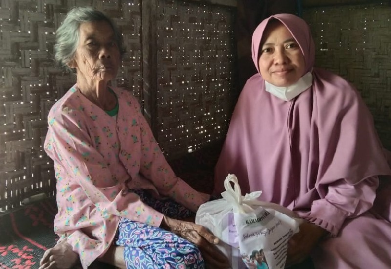  Salimah Tanjung Bintang Berbagi dengan Yatim dan Duafa