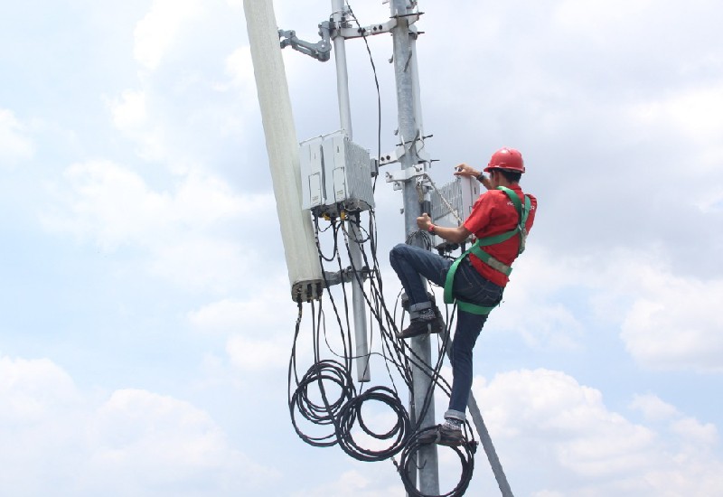  Telkomsel Tingkatkan Layanan 4G/LTE di Lampung