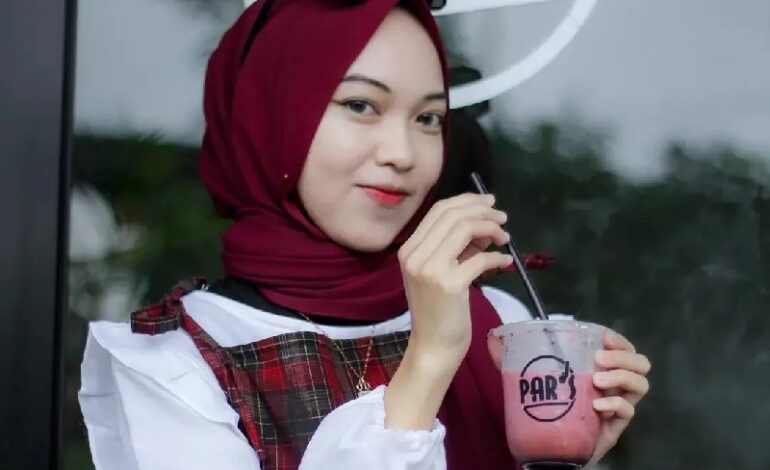  Model Lampung Cici Dian Paramita: Obsesi Difoto Konsep Make Up Artist