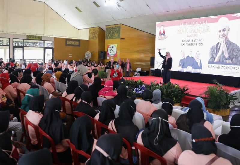  Ribuan Emak di Lampung Dukung Ganjar Pranowo Jadi Presiden, Alasannya: Cerdas Humanis Romantis