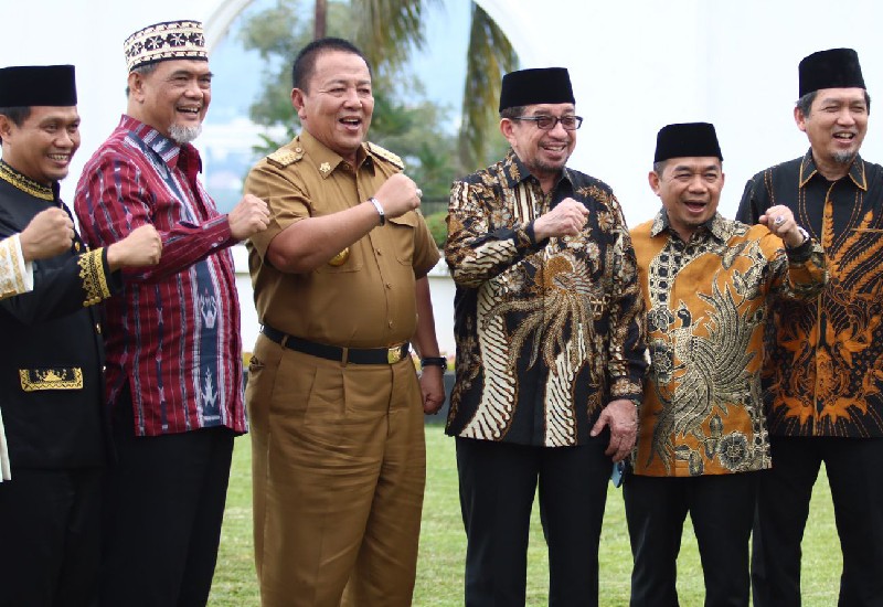  Jumpa Langsung Salim Segaf, Gubernur Lampung Arinal Djunaidi Minta Didoakan
