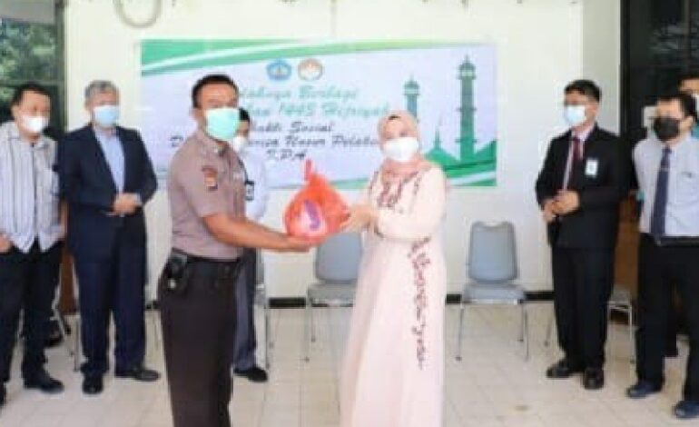  Unila Baksos, 410 Paket Dibagikan