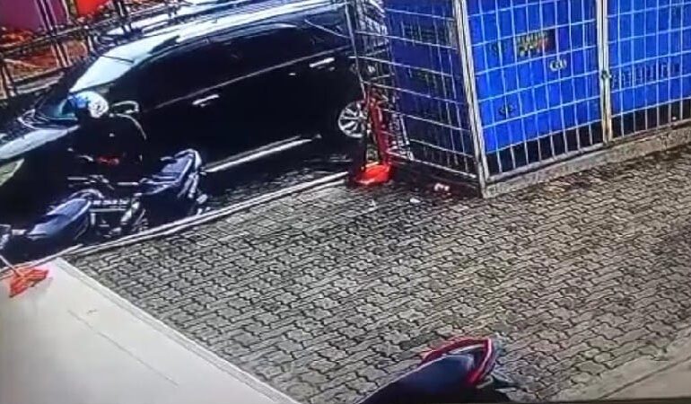  Beat Street Latifah Karyawan Dompet Dhuafa Disikat Maling
