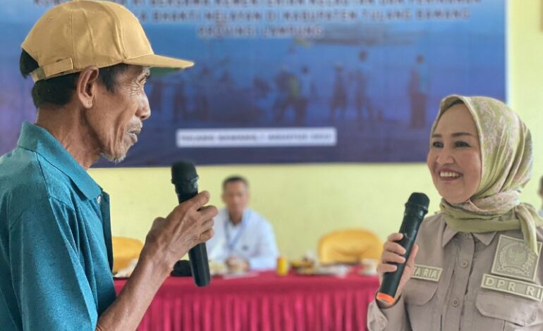  Dwita Ria Gunadi Salurkan Ribuan Paket Sembako untuk Masyarakat Teladas Tulangbawang