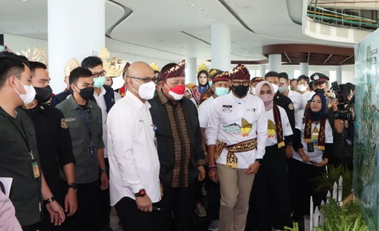  Sandiaga Uno Hadiri Festival Krakatau, Gubernur Arinal Dorong Pembangunan Pariwisata dan Ekonomi Kreatif Pascapandemi