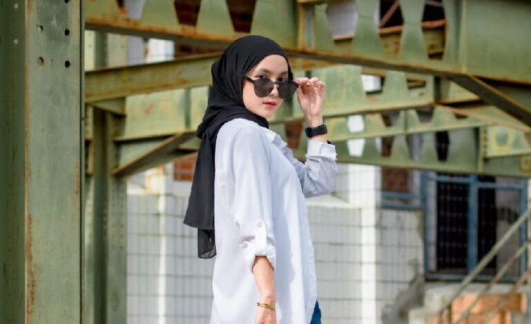  Model Lampung Ayu Wulandari: Pendidikan untuk Masa Depan