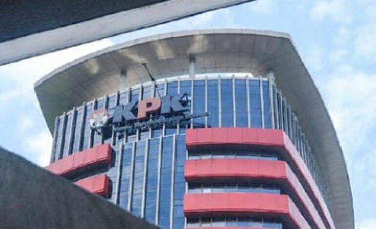  KPK Tangkap Tangan Salah Seorang Rektor PTN Lampung di Bandung